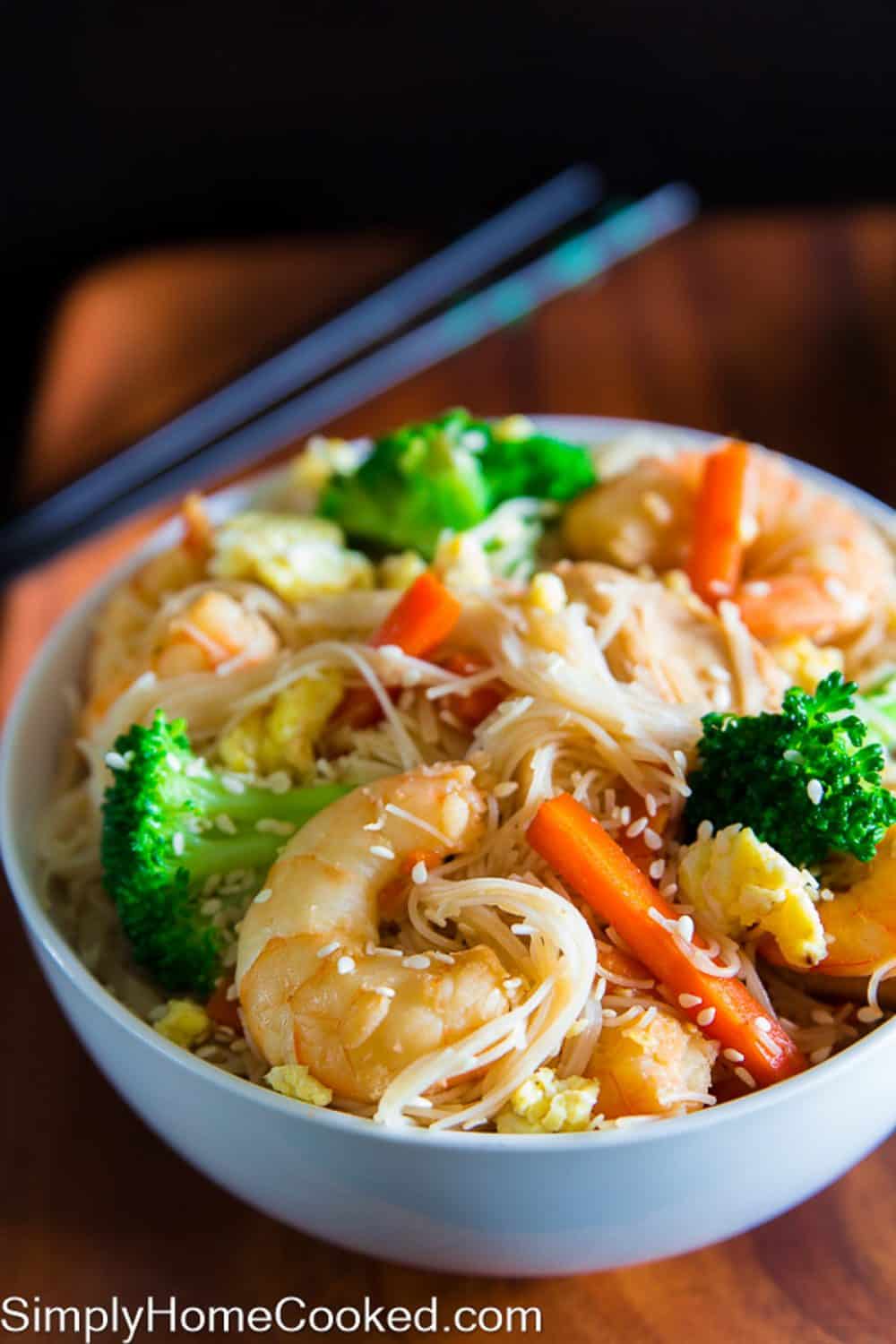 gluten-free stir fry in a bowl with shrimp and veggies