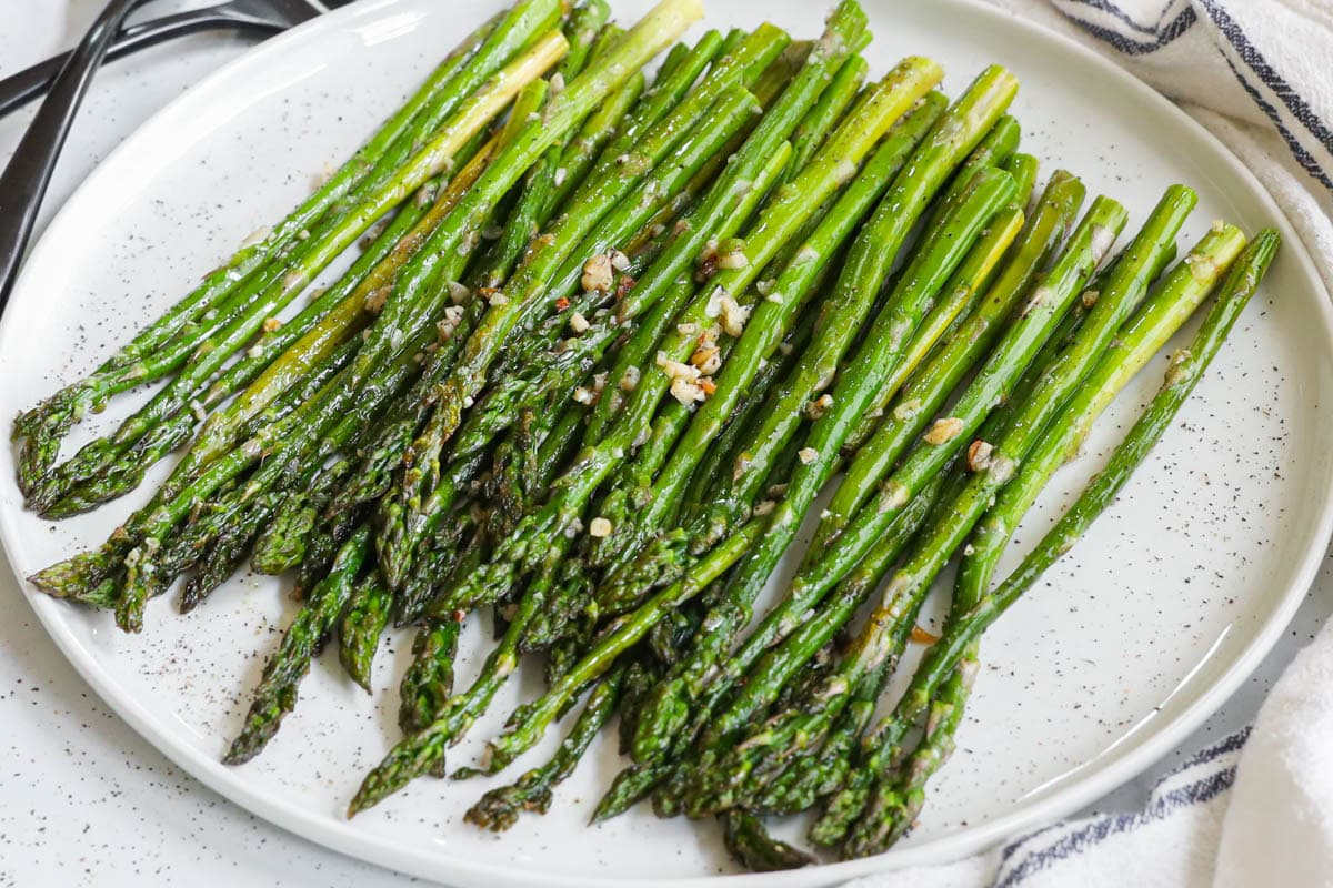 Oven Roasted Asparagus on a plate.
